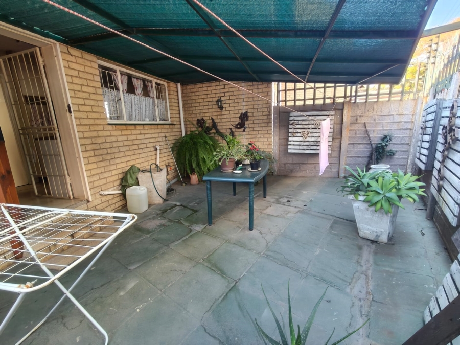3 Bedroom Property for Sale in Rustenburg Central North West